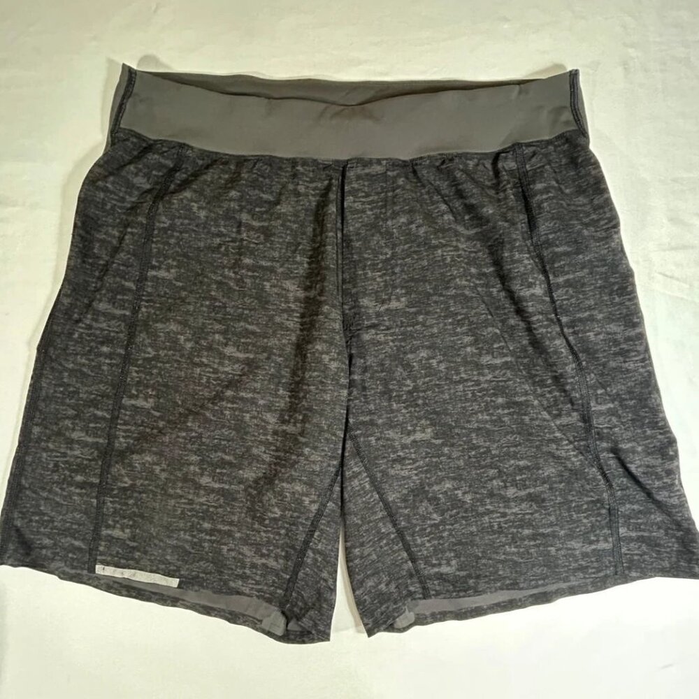 Lululemon Shorts Men's Dark Gray Athletic Running Shorts Size Large